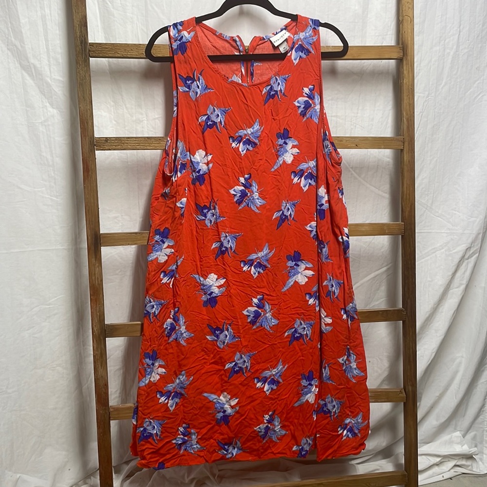 ♥️ Bright floral dress
